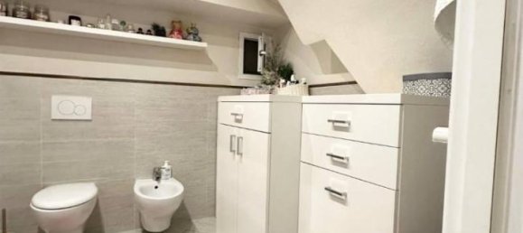 3-salle Appartement à Villa Carcina, Italy No. 38314 4