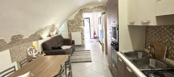 3-salle Appartement à Villa Carcina, Italy No. 38314 9