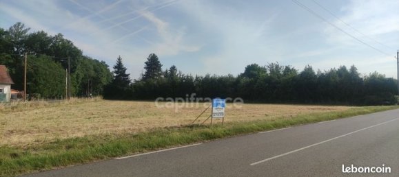 Grundstück in Arnieres-sur-Iton, France 1643m², Nr. 311022 5