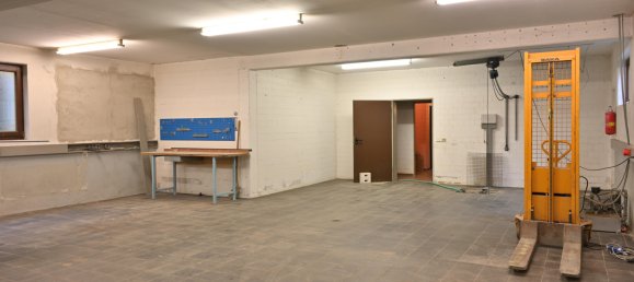 10 rooms Building in Baden-Wurttemberg, Germany No. 2854 6