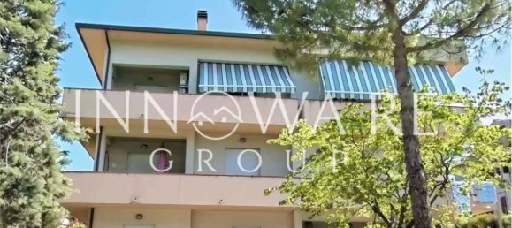 5 Schlafzimmer Villa in Osimo, Italy, Nr. 280747 2