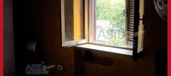 5 غرف نوم شقة في Aprilia, Italy رقم 330947 38