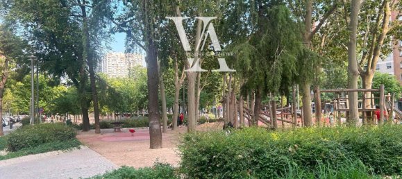 1 bedroom Apartment in Cuatro Caminos, Spain No. 189391 38