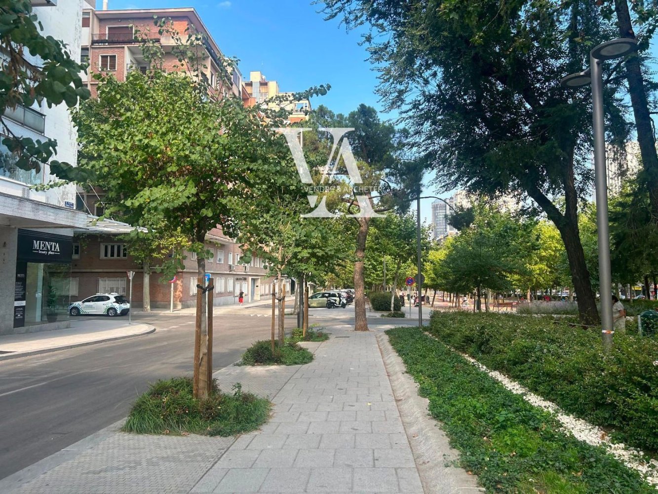 1 bedroom Apartment in Cuatro Caminos, Spain No. 189391