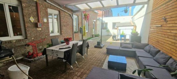 Casa de 7 dormitorios en Guise, France No. 316277 3