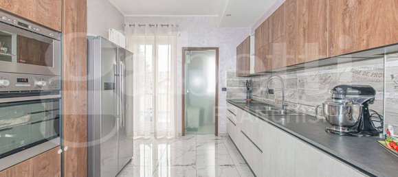 2 bedrooms Apartment in Rivoli, Italy No. 183893 3