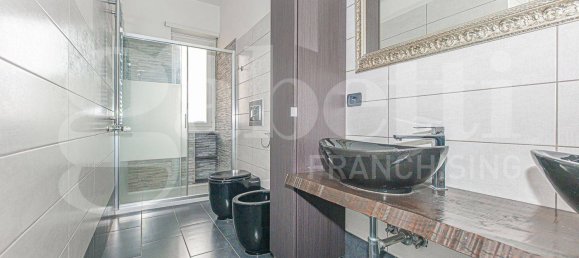 2 bedrooms Apartment in Rivoli, Italy No. 183893 26