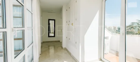 5 bedrooms Villa in Estepona, Spain No. 187703 23