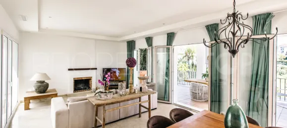 5 bedrooms Villa in Estepona, Spain No. 187703 14