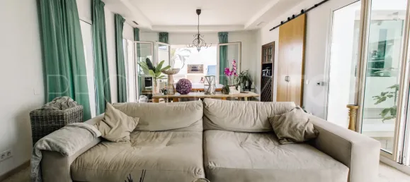 5 bedrooms Villa in Estepona, Spain No. 187703 21