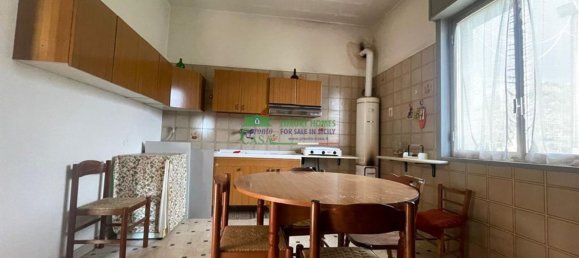 4 rooms Villa in Chiaramonte Gulfi, Italy No. 105995 7