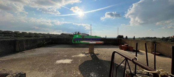 4 rooms Villa in Chiaramonte Gulfi, Italy No. 105995 12