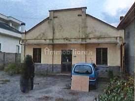 Almacén de 1 habitación en Cavaria con Premezzo, Italy No. 259250