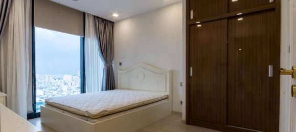 3 bedrooms Apartment in District 1, Vietnam No. 18244 9