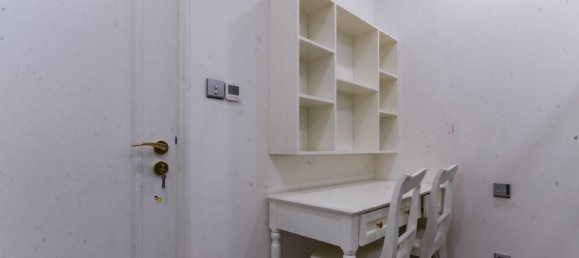 3 bedrooms Apartment in District 1, Vietnam No. 18244 8