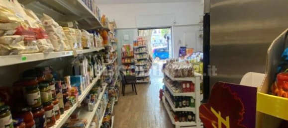 1 room Commercial property in Rome, Italy No. 345895 4