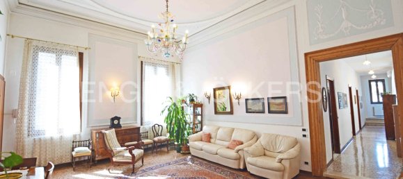 3 bedrooms Apartment in Venice, Italy No. 68623 12