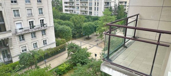 2 bedrooms Apartment in Courbevoie, France No. 329029 16