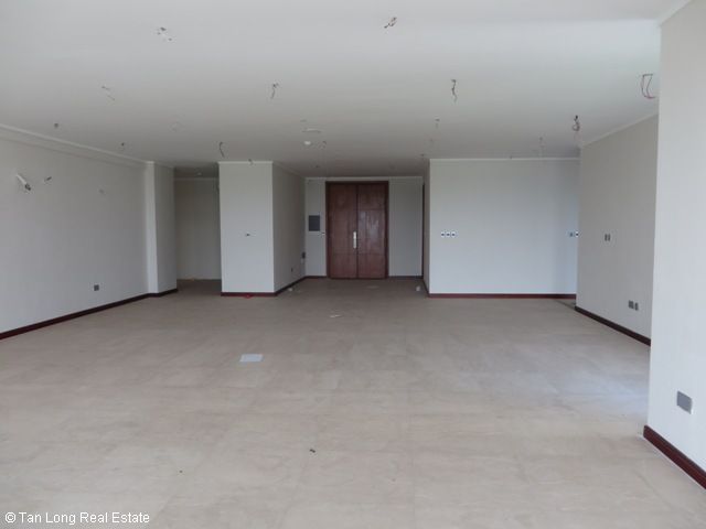 4 bedrooms Apartment in Tay Ho, Vietnam No. 4929