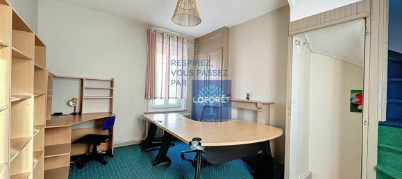 2 bedrooms House in Amiens, France No. 69973 9