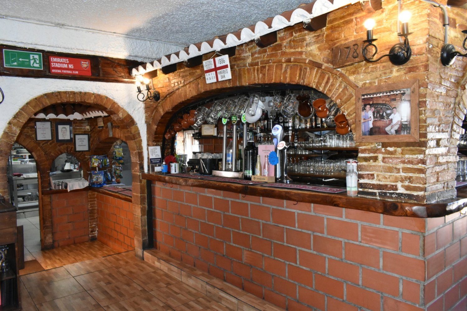 240m² Commercial property in Ciudad Quesada, Spain No. 144507