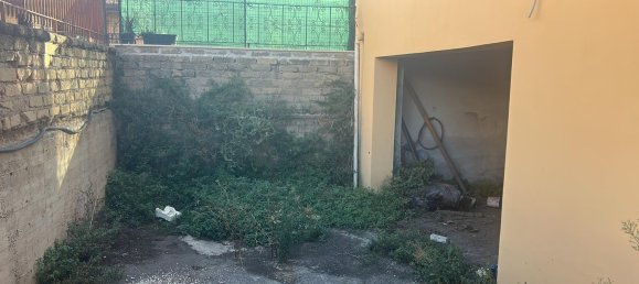 220m² Garage in Fonte Nuova, Italy No. 362561 3