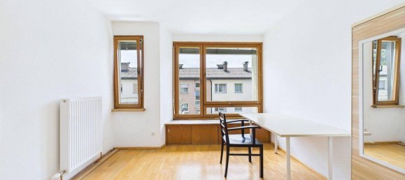 Apartamento de 2 dormitorios en Kufstein, Austria No. 210587 10