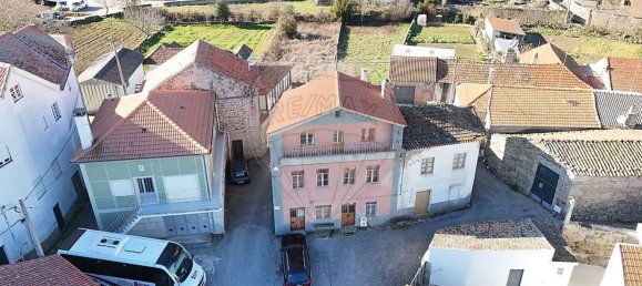 3 bedrooms House in Cerdeira, Portugal No. 25643 4