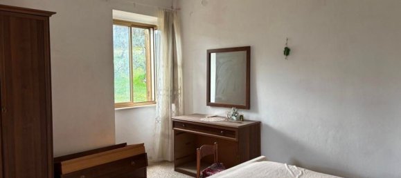 Casa de 7 habitaciónes en Roccaspinalveti, Italy No. 173166 3