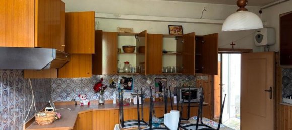 Casa de 7 habitaciónes en Roccaspinalveti, Italy No. 173166 30