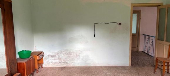 Casa de 7 habitaciónes en Roccaspinalveti, Italy No. 173166 19