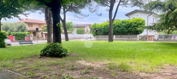 Studio in Gorizia, Italy No. 329407 2