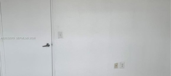 2 dormitorios propiedad comercial en venta en Miami, Miami-Dade, Florida, USA № 614971 22