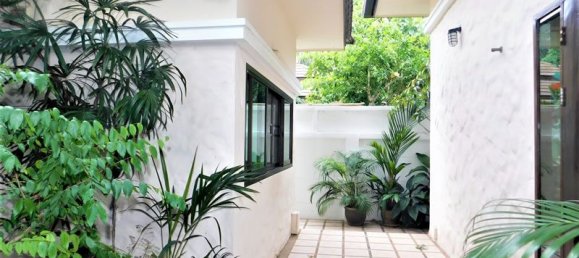 3 chambres Café / restaurant à Pattaya, Thailand No. 4045 9