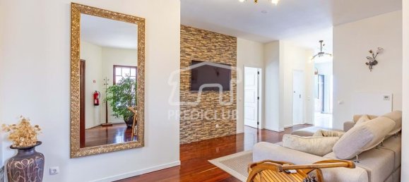 6 bedrooms Villa in Canico, Portugal No. 197323 2