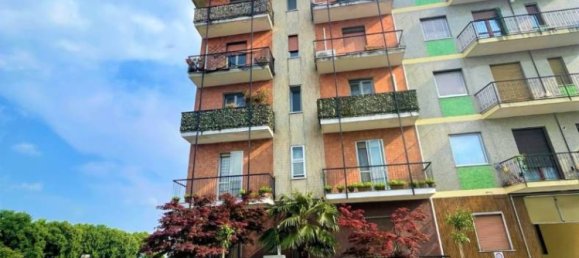 2 Schlafzimmer Wohnung in Romentino, Italy, Nr. 49393 15