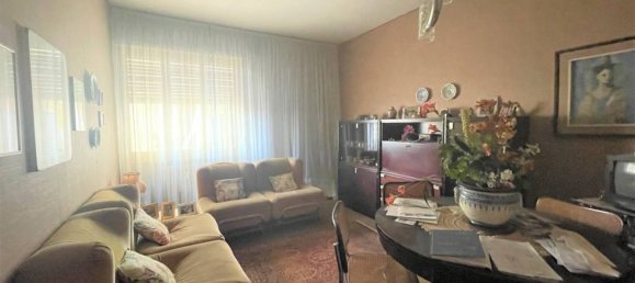 2 Schlafzimmer Wohnung in Romentino, Italy, Nr. 49393 7