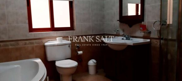 Apartamento de 3 dormitorios en Victoria, Malta No. 11724 24