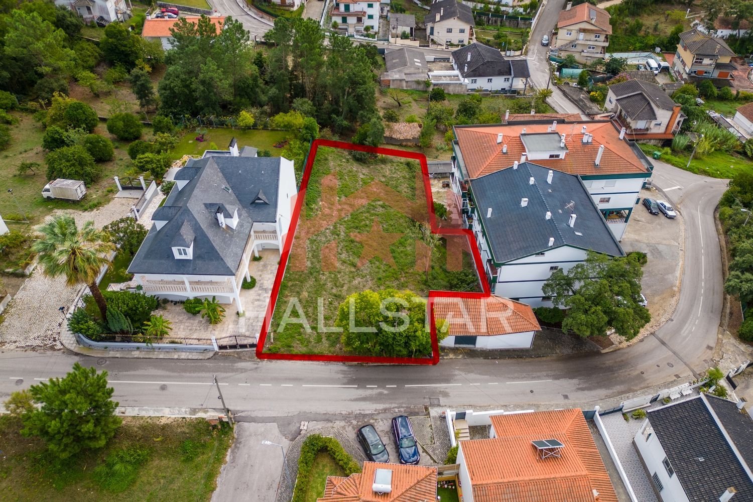 Terrain à Leiria, Portugal 791m² No. 75537