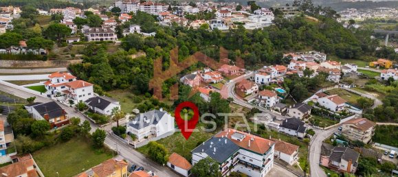 Terrain à Leiria, Portugal 791m² No. 75537 27