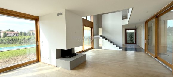 Вилла с 4 спальнями в Монтичелло Брианца, Италия № 293032 4