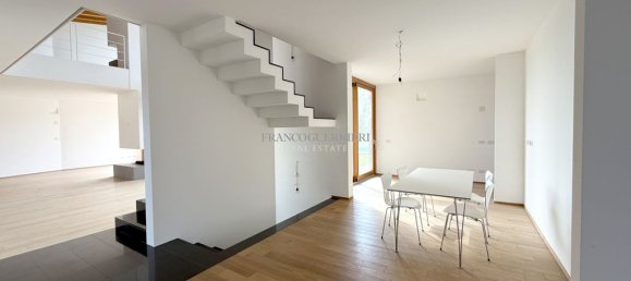 Вилла с 4 спальнями в Монтичелло Брианца, Италия № 293032 16