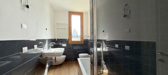 Вилла с 4 спальнями в Монтичелло Брианца, Италия № 293032 17