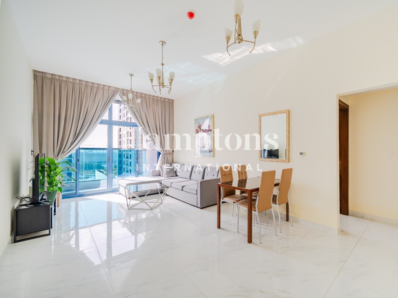 Apartamento de 2 dormitorios en Jumeirah Village Circle, UAE No. 123241