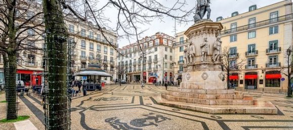 2 bedrooms Apartment in Lisbon, Portugal No. 75435 3