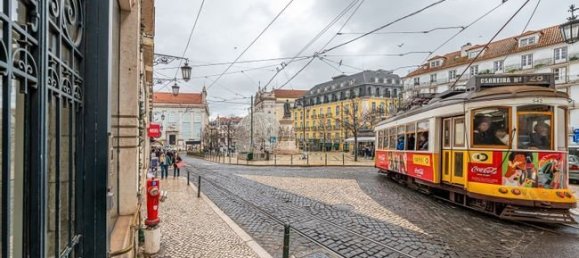 2 bedrooms Apartment in Lisbon, Portugal No. 75435 4