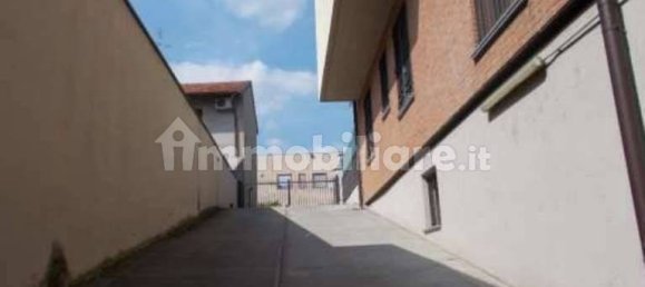 2 bedrooms Apartment in Brugherio, Italy No. 7797 10