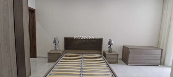 Apartamento de 3 dormitorios en Swieqi, Malta No. 4413 7