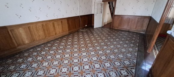 3 bedrooms House in Chateaudun, France No. 156129 2