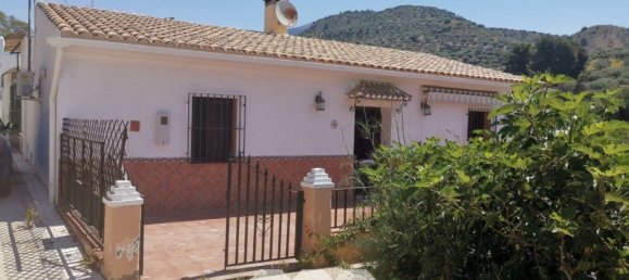 3 bedrooms House in Alcaucin, Spain No. 54815 2